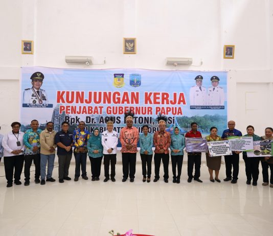 Pj Gubernur Agus Fatoni Launching Penyaluran Cadangan Beras Bantuan Pangan di Kabupaten Sarmi