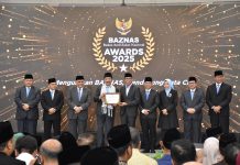 Gubernur Lampung Rahmat Mirzani Djausal Raih Penghargaan sebagai Kepala Daerah Pendukung Gerakan Zakat Indonesia dari Badan Amil Zakat Nasional