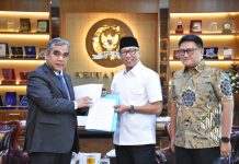 Bawa Suara Aksi Damai, Gubernur Rahmat Mirzani Djausal Temui Ketua MPR RI Ahmad Muzani dan Wamensesneg Juri Ardiantoro untuk Diteruskan kepada Presiden Prabowo Subianto