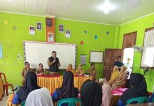 Sekda Way Kanan Machiavelli, Tinjau Kegiatan Cek Kesehatan Gratis di SMPN 1 Blambangan Umpu