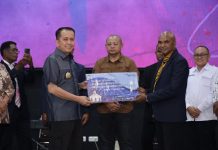 Pj Gubernur Papua Agus Fatoni Beri Bantuan ke GBI Pondok Pemulihan di Sentani