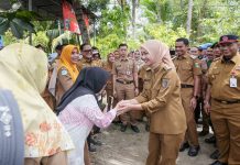 Wakil Gubernur Lampung Tinjau Lokasi Terdampak Gempa di Tanggamus, Salurkan Bantuan untuk Warga