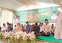 Bupati Way Kanan Hadiri Pengajian Akbar di Banjit