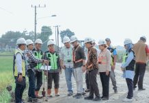 Pemprov Lampung Kucurkan Rp38, 394 Miliar untuk Perbaikan ruas jalan Padang Ratu–Pekurun Udik, Gubernur Mirza Ajak Masyarakat Turut Menjaga Kondisi Jalan agar Beri Manfaat Jangka Panjang