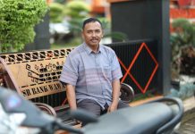 Berangkat Subuh dari Pesawaran, Buruh Tani Antar Putri Ikuti UTBK di Unila Demi Masa Depan Lebih Baik