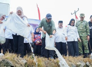 Restocking Ikan Jadi Upaya Nyata Pemprov Lampung Menjaga Ekosistem Sungai Mesuji