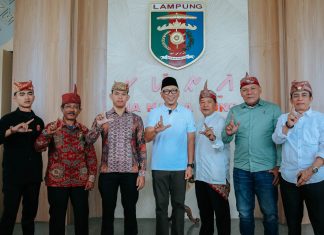 Gubernur Rahmat Mirzani Djausal Terima Silaturahmi 5 Tokoh Adat Sai Batin di Mahan Agung, Bahas Arah Pembangunan dan Pemberdayaan Masyarakat Adat