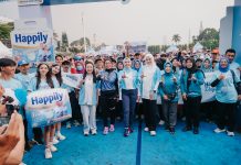 Purnama Wulan Sari Mirza Lepas Peserta Jalan Sehat Lansia, Ajak Wujudkan Lansia Sehat dan Bahagia