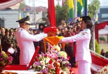 Gubernur Mirza Pimpin Upacara HUT ke-81 RI Tingkat Provinsi Lampung, Kobarkan Semangat Indonesia Berdaulat, Adil dan Makmur
