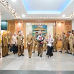 Wakil Gubernur Lampung Lepas Purnabakti dr. Edwin Rusli, Penghargaan diberikan sebagai Ucapan Terimakasih atas Integritas dan Profesionalisme