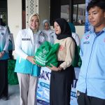 Sinergi TP PKK dan BAZNAS, Tali Asih Apresiasi Dedikasi Petugas Kebersihan Pemprov Lampung