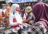 Peduli Warga Terdampak Abu Vulkanik, Purnama Wulan Sari Bagikan 10.000 Maskerp