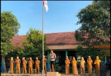 Kapolsek Negara Batin ; Police Goes To School Bentuk Pembinaan dan Pendekatan Polri kepada Pelajar