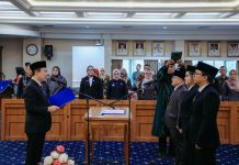 Pemprov Lampung Lantik Satu Pejabat Pimpinan Tinggi Pratama dan Dua Pejabat Fungsional, Sekdaprov Marindo Tekankan Penguatan Pembangunan Manusia