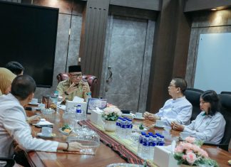 Gubernur Mirza Tekankan Pentingnya Pengembangan SDM Generasi Muda, Pemprov Dukung Kontingen LPTG Lampung Ikuti Swayamvara Tripitaka Gatha Nasional XII di Jambi